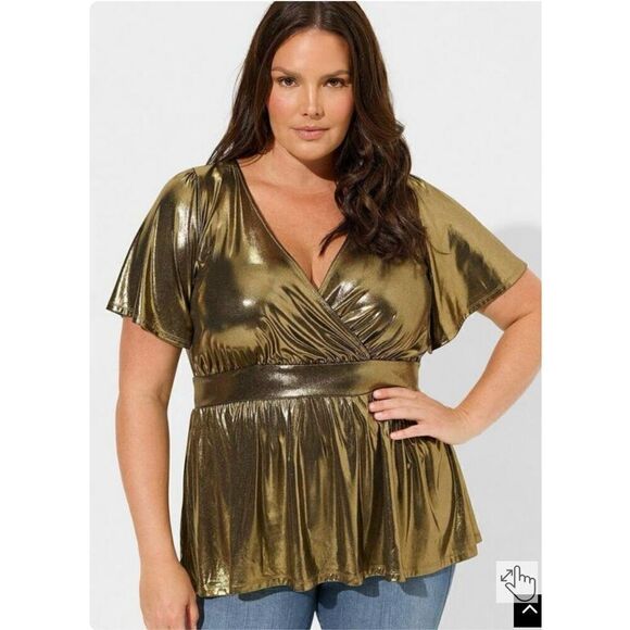 torrid Tops - Torrid Liquid Shine Surplice Peplum Top (Sz 5)